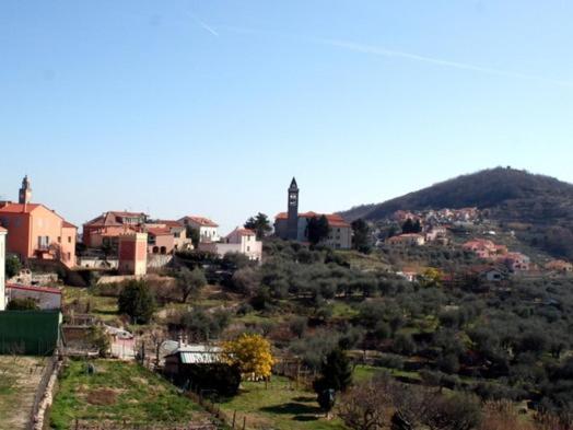 Bed & Breakfast L'Erica Finale Ligure Buitenkant foto