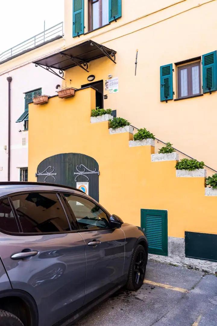Bed & Breakfast L'Erica Finale Ligure Buitenkant foto